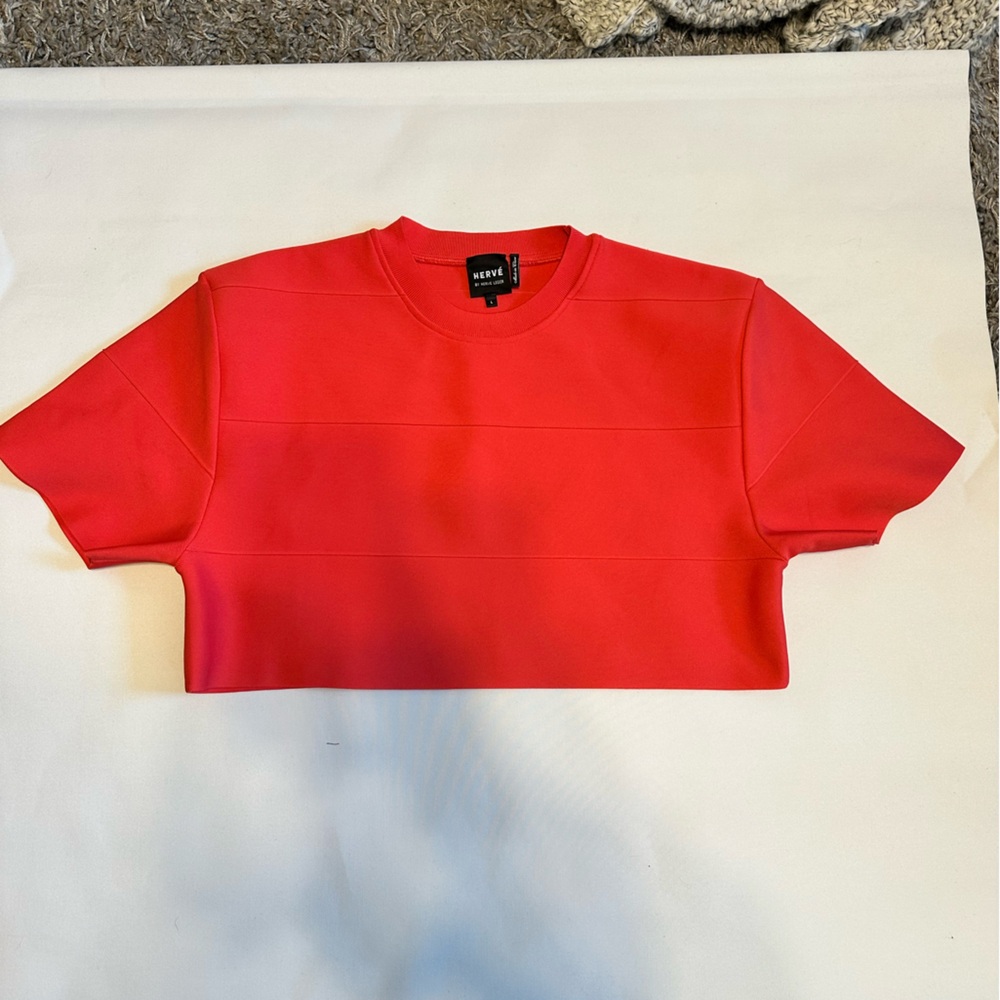 Hervé by Hervé Leger Bandage Boxy Crop Top Tee. Size L